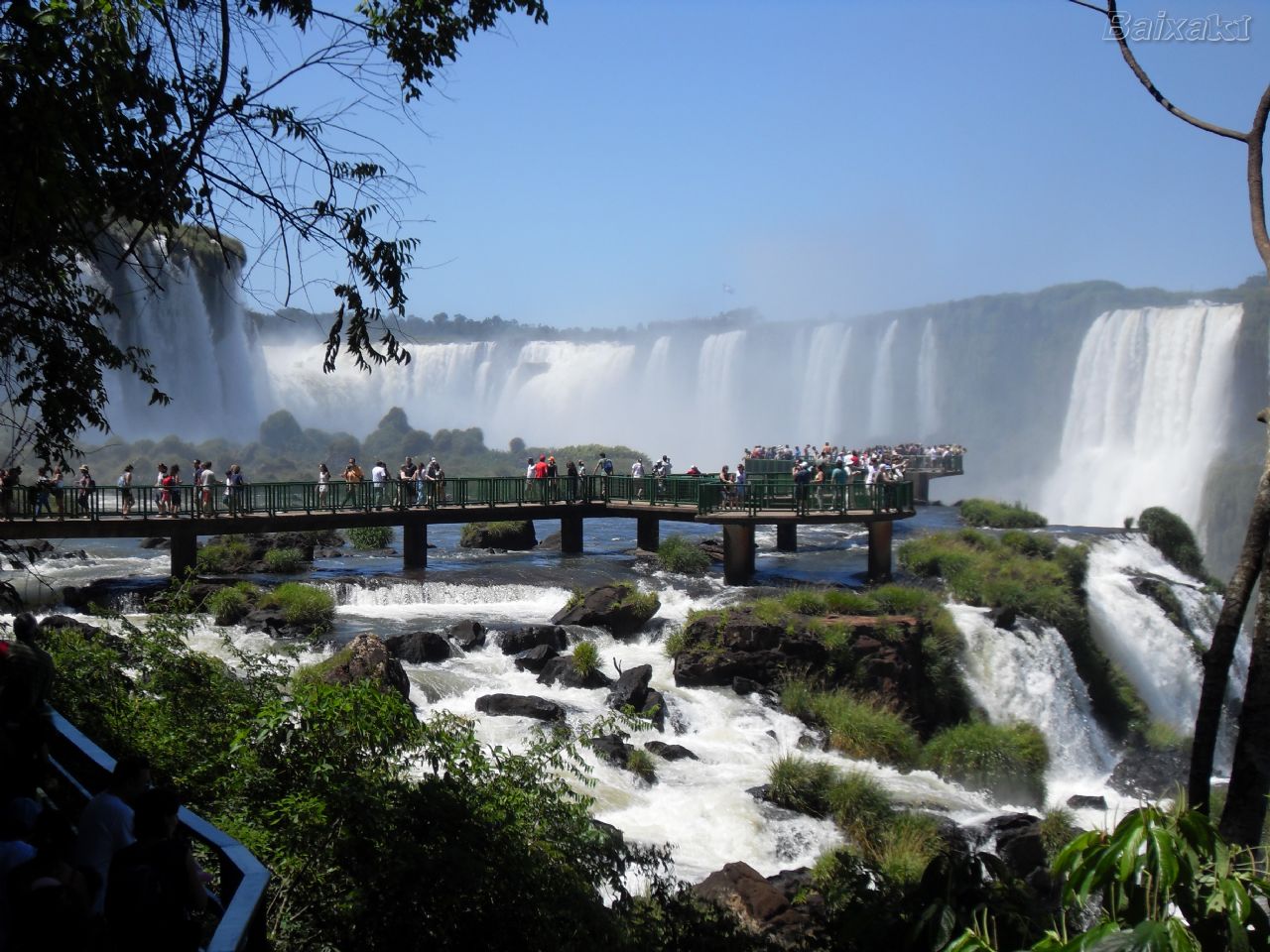 Acontece em Foz do Iguaçu – PR o Congresso Internacional do Mercado Imobiliário (CIMI 2013) e o V Encontro Brasileiro de Corretores de Imóveis (ENBRACI). Os eventos serão realizados entre os dias […]